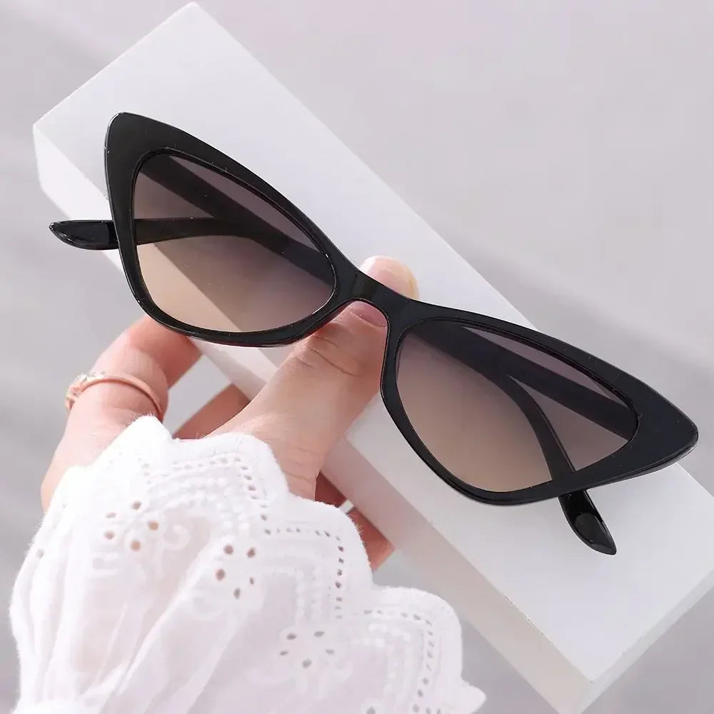 Women - Cat Eye Sunglasses