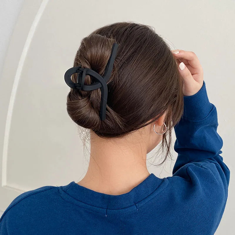 Elegant Black Geometric Plastic Hair - Clips