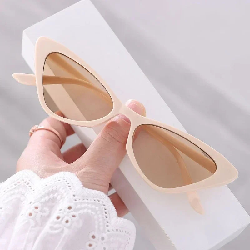 Women - Cat Eye Sunglasses