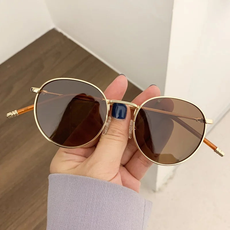 Women - Round Sunglasses