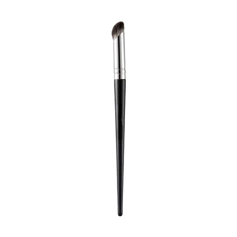 Concealer Makeup - Brushes