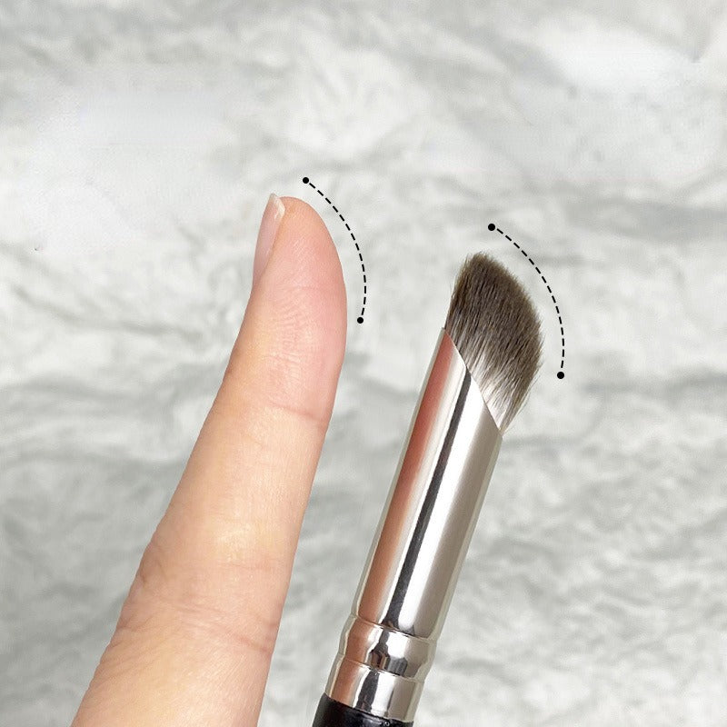 Concealer Makeup - Brushes